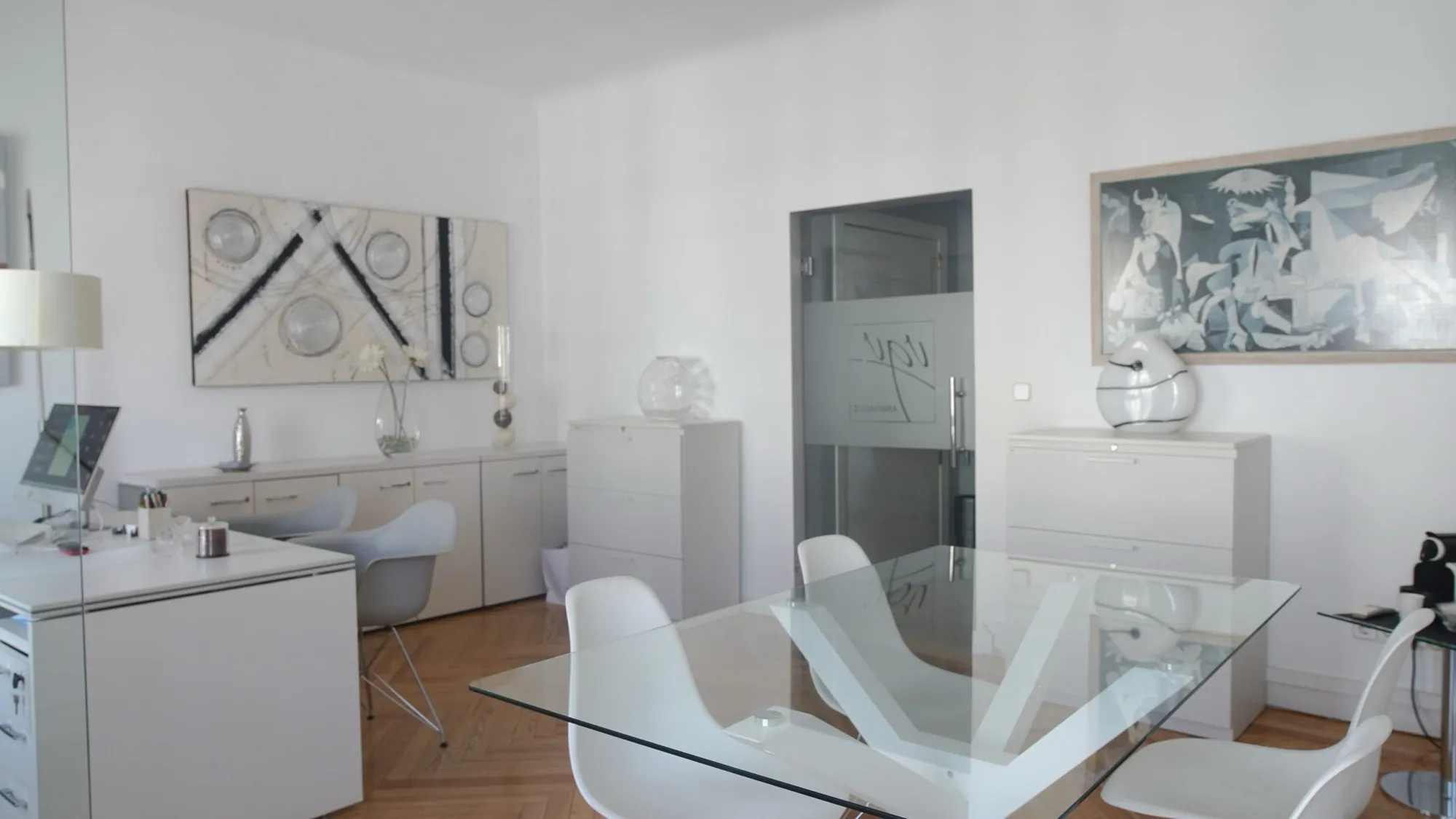 Sala de reuniones del despacho en Velázquez 15